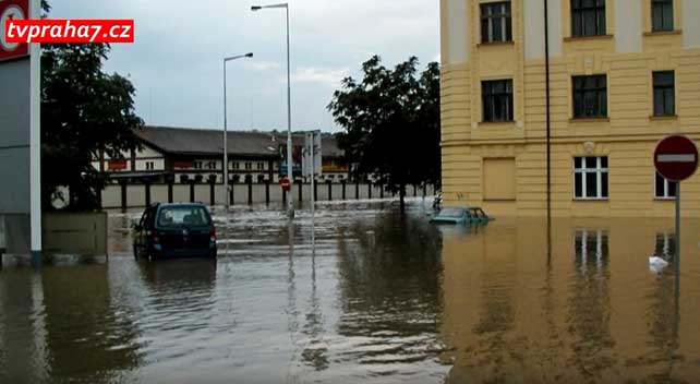 Povodeň v srpnu 2002 ničila i Prahu 7