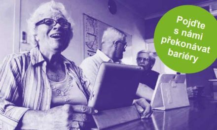 Digi klub pro seniory zve na bezplatné lekce práce s tabletem