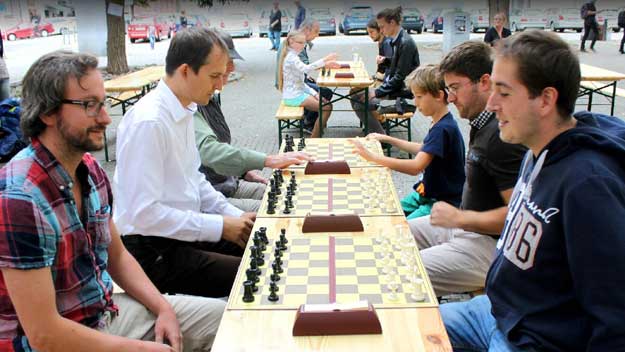 Porazí občané v jarním šachovém turnaji radnici?