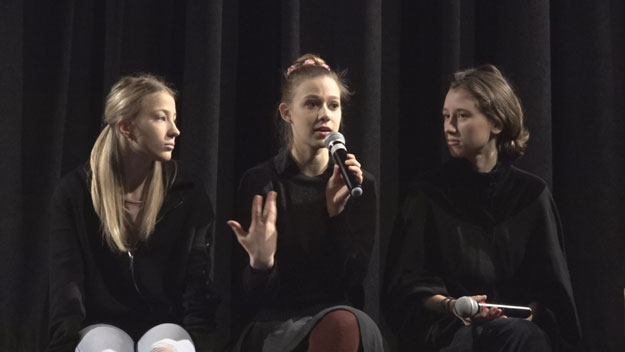 (zleva): Anežka Pithartová, Treza Těžká a Sabina Dlouhá.
Foto: Ari Lieberman tvpraha7.cz