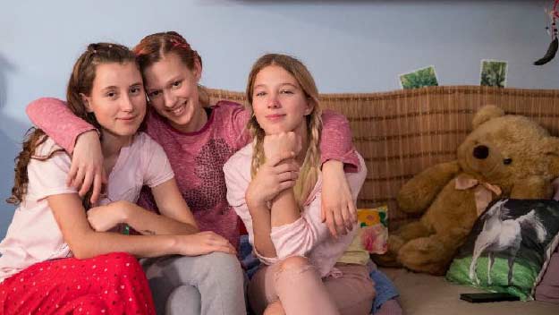 kvalitní snímky přímo k divákovi v době zavřených kinosálů