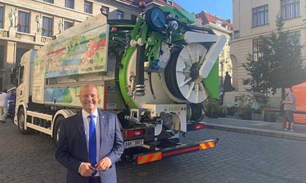 PVK nasadí v metropoli recyklační vůz s pohonem na  bioCNG. Potkáte ho i v Praze 7