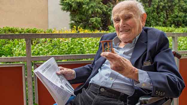 Zemřel Jindřich Hojer, předobraz postavy z Rychlých šípů