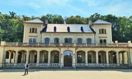 Rekonstrukce Šlechtovy restaurace budou opět pokračovat